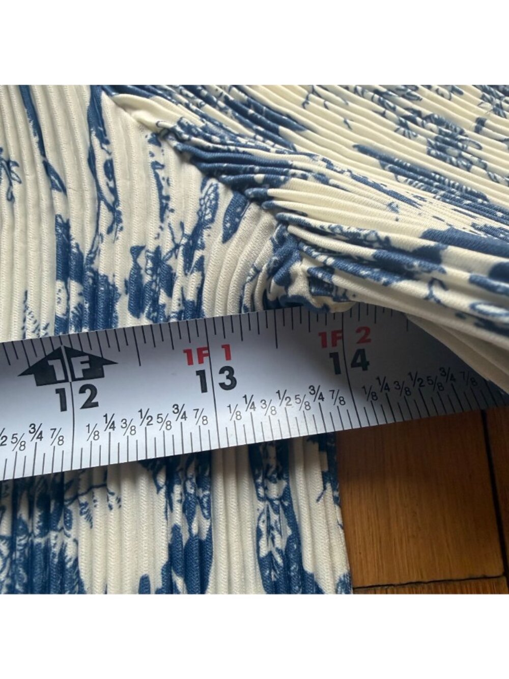 Kindred Size M Blue & White Floral Print Pleated Short Sleeve Midi A-Line Dress - Picture 6 of 16
